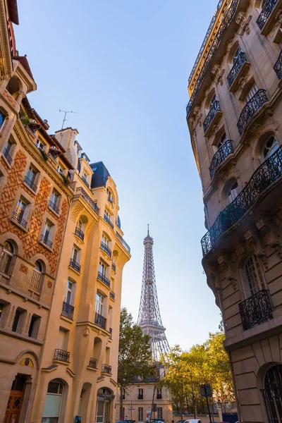 Eiffelturm in Paris, Frankreich — Stockfoto