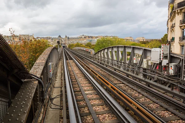 Skenor av tunnelbanan i Paris — Stockfoto