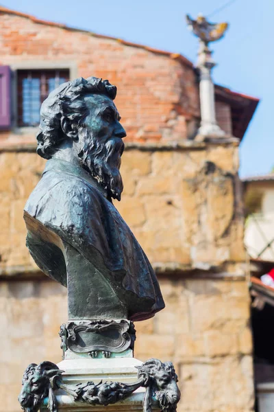 Busto di Benvenuto Cellini a Firenze — Foto Stock
