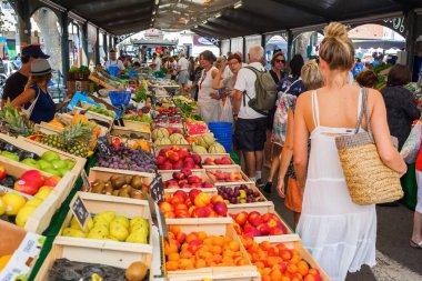 Cannes, French Riviera, Fransa Provencal pazarı