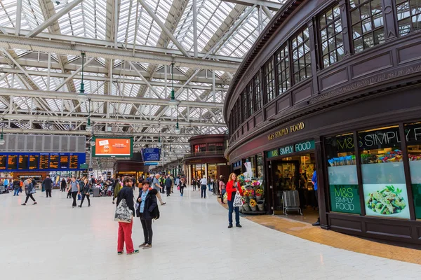 Innerhalb des Hauptbahnhofs in Glasgow, Schottland, Großbritannien — Stockfoto