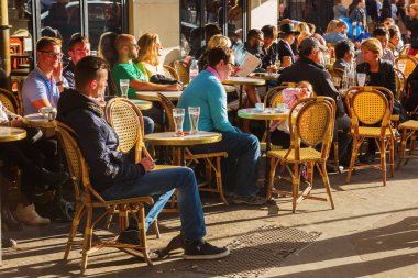sokak café Paris, Fransa