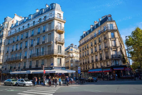 Historické budovy v Latinské čtvrti, Paříž, Francie — Stock fotografie