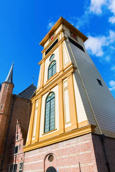 Oude kerk in Enkhuizen, Nederland — Stockfoto