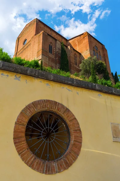 Basilica di San Domenico in Siena — ストック写真