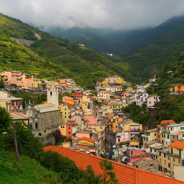 Riomaggiore, İtalya'nın havadan görünümü