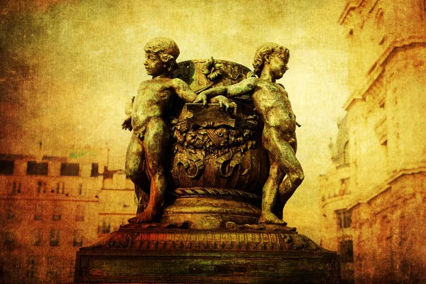 Vintage style picture of historic sculptures — Stock Photo, Image