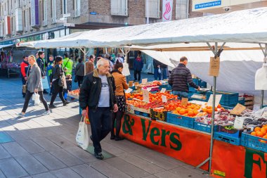 Eindhoven, Hollanda semt pazarı