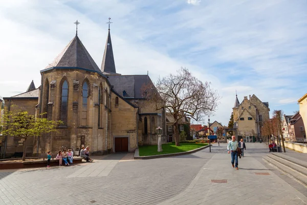 Piazza nel centro storico di Valkenburg, Germania — Foto Stock