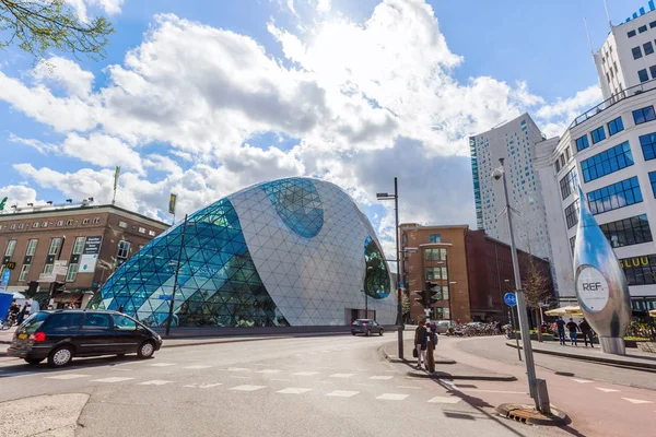 Eindhoven, Hollanda'nın şehirdeki modern mimari — Stok fotoğraf