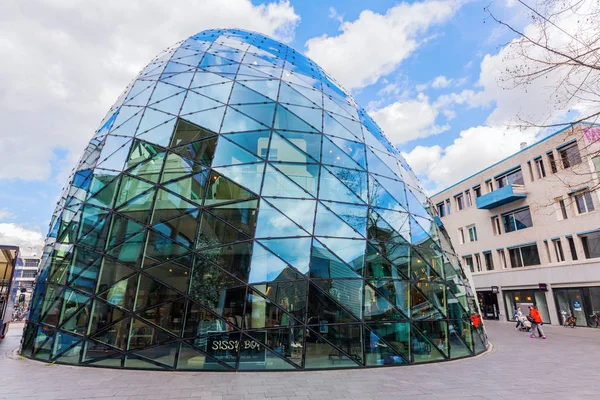 Eindhoven, Hollanda'nın şehirdeki modern mimari