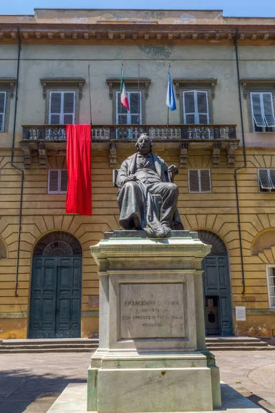 Statua di Francesco Carrara a Lucca — Foto Stock