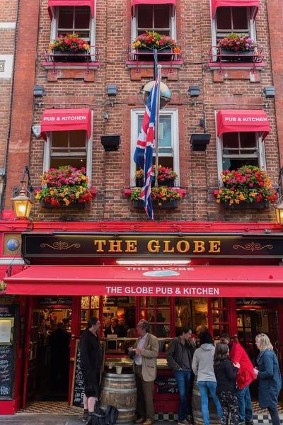 Historische pub in Londen, Verenigd Koninkrijk — Stockfoto