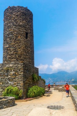 Vernazza, Cinque Terre, İtalya için tarihi Kulesi