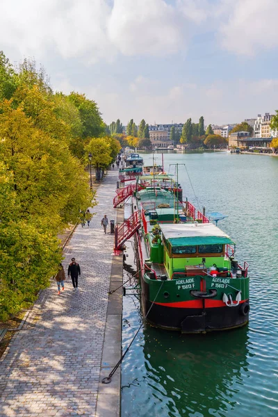 Canal de l'Ourcq Paris, Fransa'da, görüntüleme — Stok fotoğraf