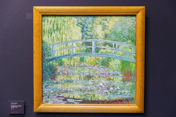 Pintura de Monet in the Musee dOrsay, Paris — Fotografia de Stock