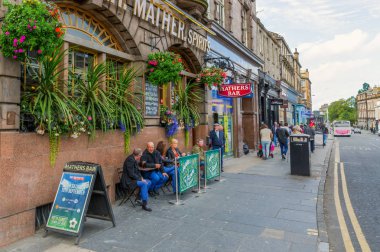 Edinburgh yasaktır insanlarla eski pub