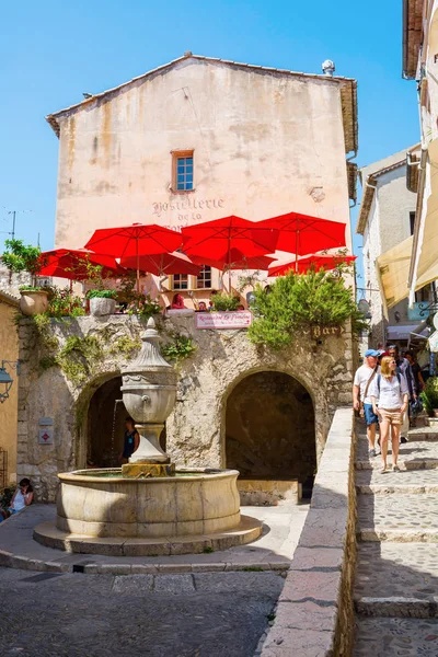 Alley in St-Paul-de-Vence, Alpes-Maritimes, Francia — Foto Stock