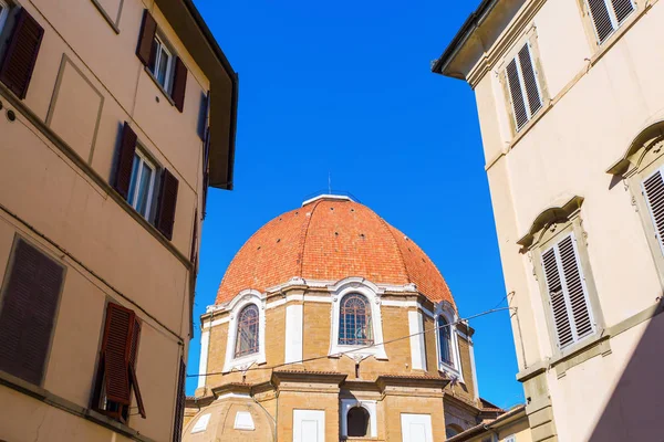 Kuppel der Basilika von San Lorenzo in Florenz — Stockfoto