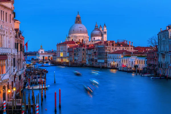 Canal Grande a Venezia, Italia, di notte — Foto Stock