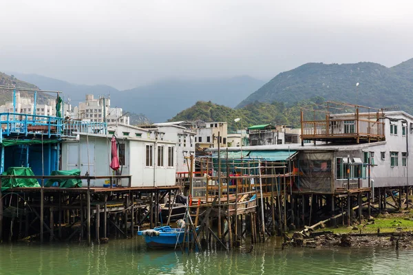 Lantau Island, Hong Kong Tai o tepedeki ev