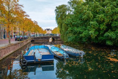 tekneler Hoorn, Hollanda ile kanal