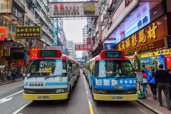 Station med lätta bussar i Hong Kong — Stockfoto