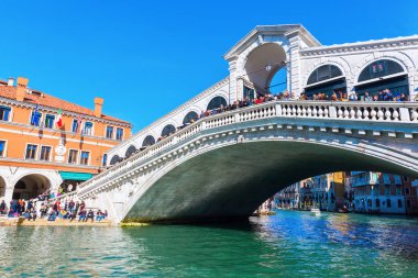 İtalya, Venedik 'te Rialto Köprüsü