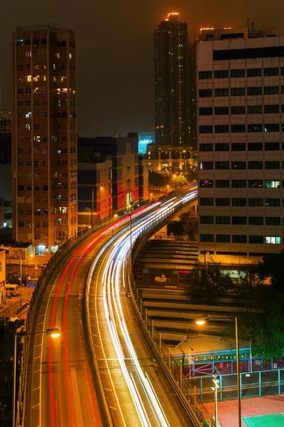 Paesaggio urbano di notte a Kowloon, Hong Kong — Foto Stock