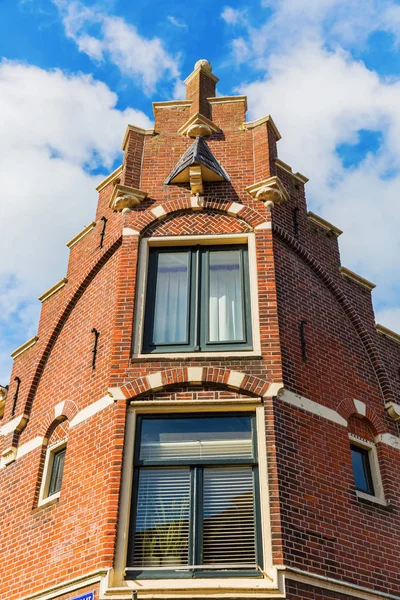 在 Hoorn，荷兰的老建筑 — 图库照片