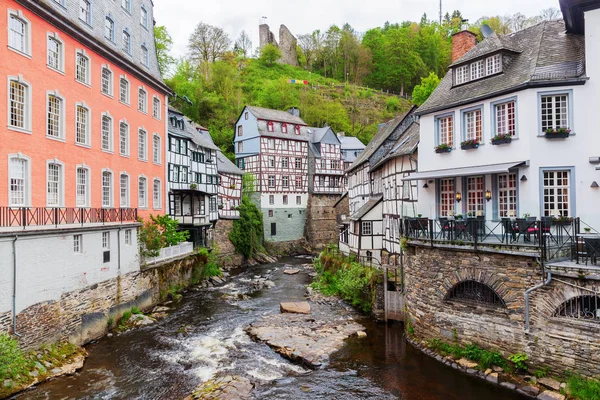 Malowniczy widok Monschau, Niemcy — Zdjęcie stockowe