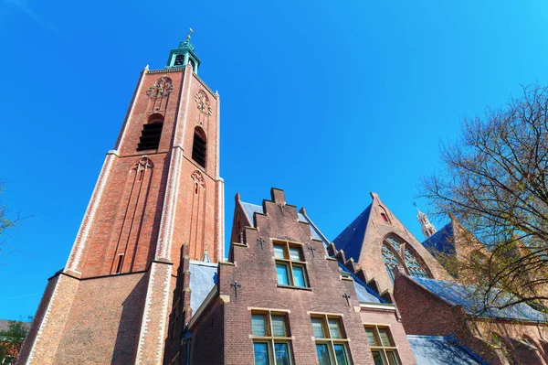 Grote van sint-jacobskerk in Den Haag — Stockfoto
