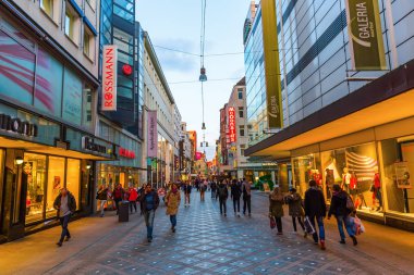 alışveriş caddesi şehir merkezi Dortmund, Almanya