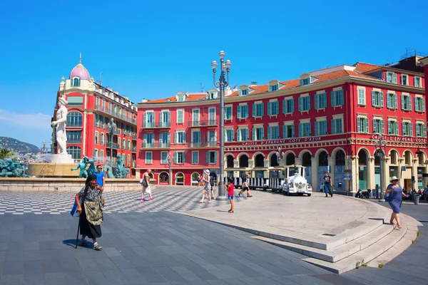 Place Massena in Nice, Franse Riviera, Zuid-Frankrijk — Stockfoto