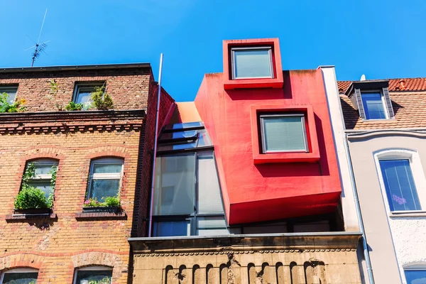 Colorida fachada de la casa en Colonia, Alemania —  Fotos de Stock