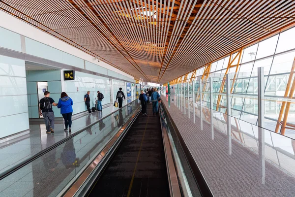 Vista interna dell'aeroporto di Hong Kong — Foto Stock