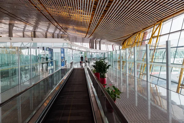 Binnen mening van het vliegveld van Hong Kong — Stockfoto