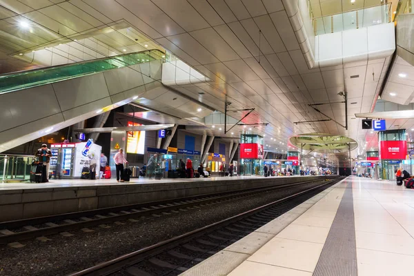 Estação do aeroporto de Frankfurt Main, Alemanha — Fotografia de Stock