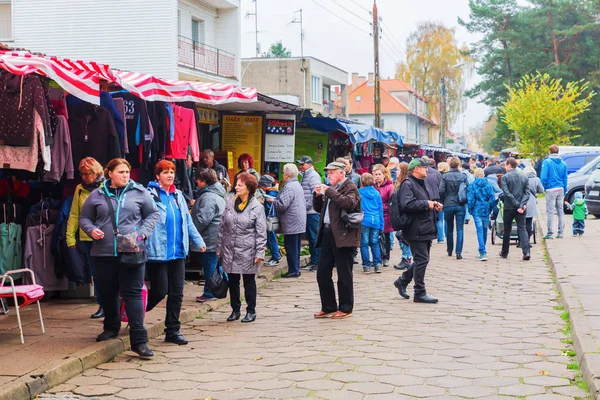 Известный польский рынок в Swinoujscie, Польша — стоковое фото