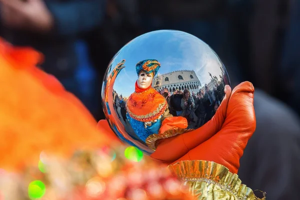 Skrytého lidí na karneval v Benátkách — Stock fotografie