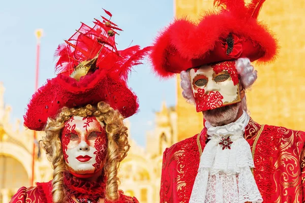 Déguisés au Carnaval de Venise — Photo