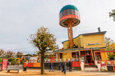 Zinnowitz, Usedom, Almanya sahil alanının adlı kafe kaldırdı