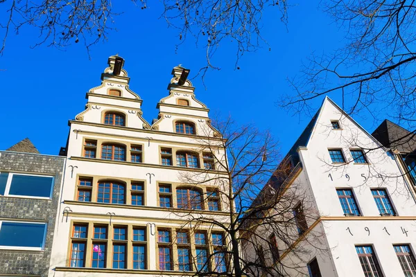 Köln'ün eski Pazar Meydanı, eski binalar — Stok fotoğraf
