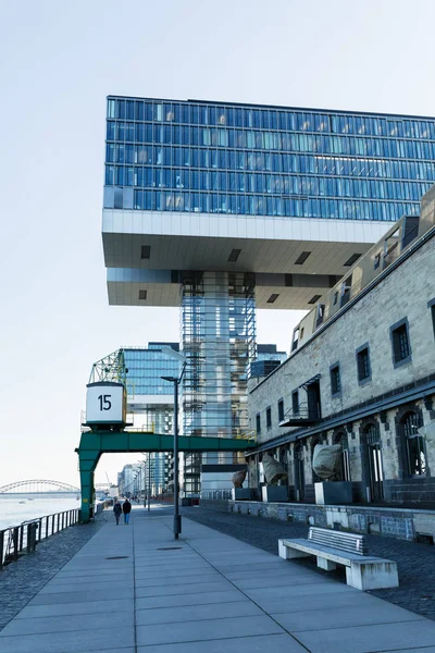 Berømte kran huse på Rheinauhafen i Køln, Tyskland - Stock-foto