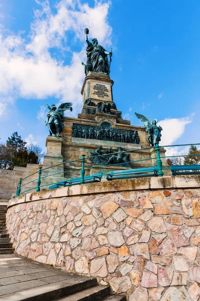 Monumento a Niederwald en Ruedesheim am Rhein —  Fotos de Stock