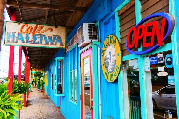 Haleiwa Hawaii November 2019 Kleurrijke Winkels Haleiwa Haleiwa Het Grootste — Stockfoto