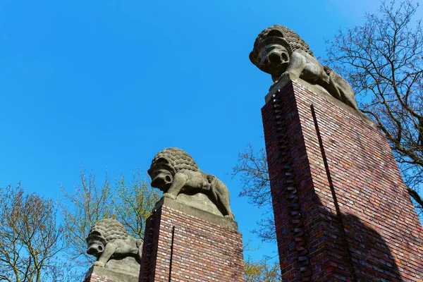 Colunas Entrada Loewentor Parque Rosenhoehe Darmstadt Alemanha — Fotografia de Stock