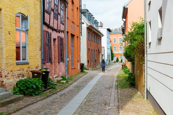 Stralsund Mai 2018 Straße Mit Alten Häusern Stralsund Mit Unbekannten — Stockfoto