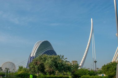 Valencia, Bilim Parkı, sabah erkenden köprü.