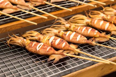 Kızarmış kalamar Barbekü